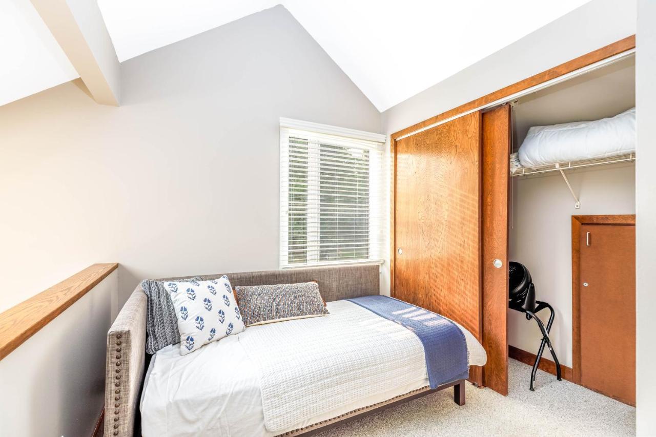 Summer Specials! Cozy King Beds, Pool Access, Galena Territory Amenities, Fireplace, Great Location In Galena Territory On Lake ガリーナ エクステリア 写真